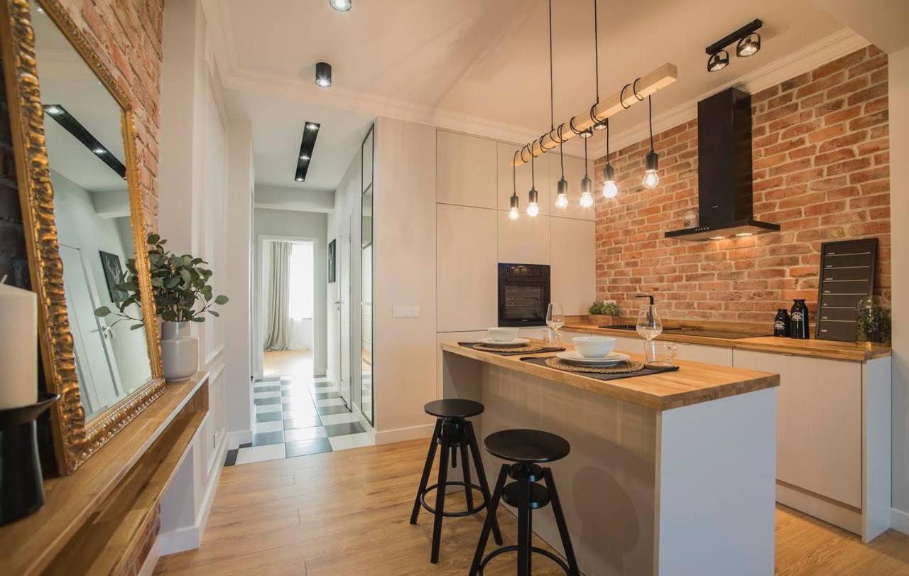 Modern Flat In The Centre - By Hik Apartments Varşova Dış mekan fotoğraf